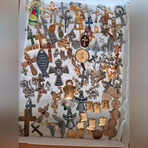 130pc Assorted Jewelry Lot Cross & Religious Pendants for Necklace Bracelet Ring